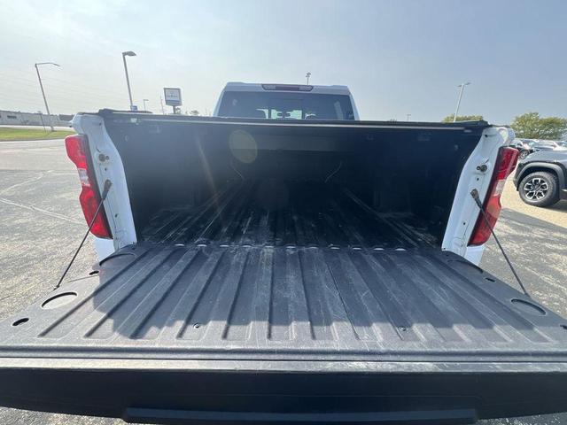 Photo of 2022 Summit White Chevrolet Silverado 1500