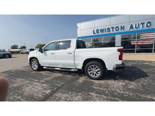 Photo of 2022 Summit White Chevrolet Silverado 1500
