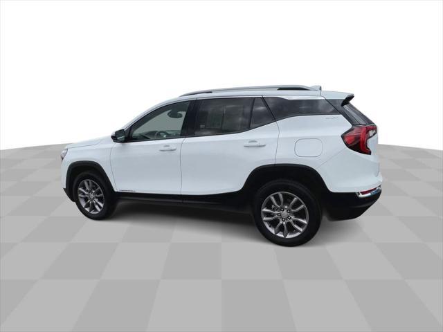 Photo of 2024 Summit White GMC Terrain
