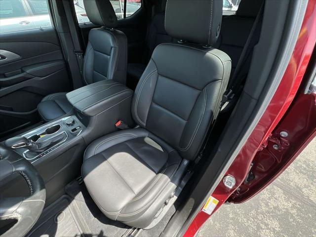Photo of 2023 Radiant Red Tintcoat Chevrolet Traverse