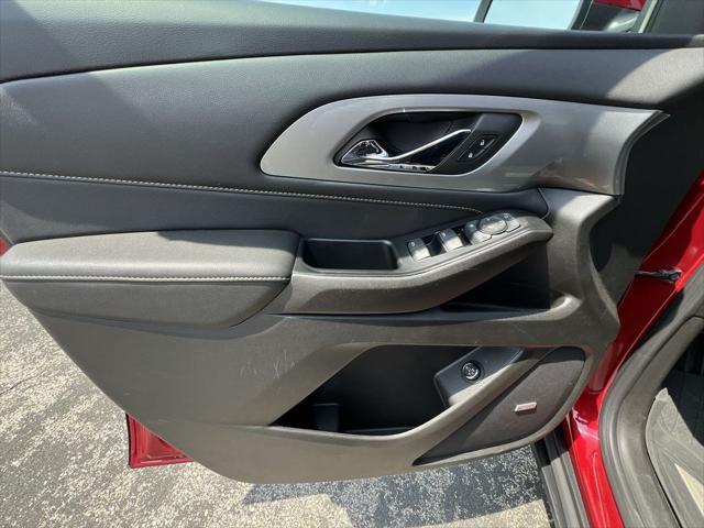 Photo of 2023 Radiant Red Tintcoat Chevrolet Traverse