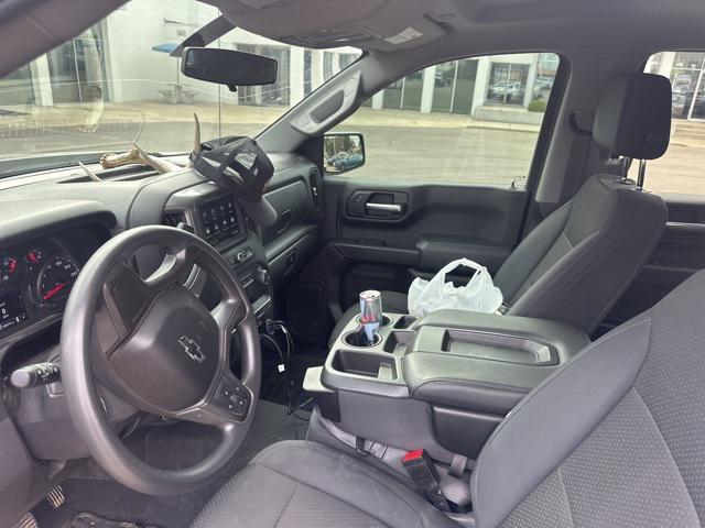 Photo of 2019 Silver Ice Metallic Chevrolet Silverado 1500