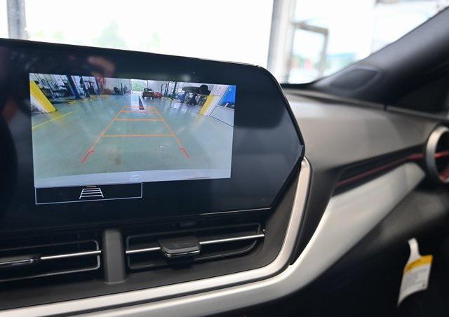 Photo of 2025 Summit White Chevrolet Trax