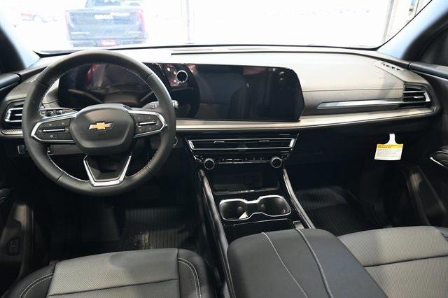 Photo of 2026 Sterling Gray Metallic Chevrolet Traverse