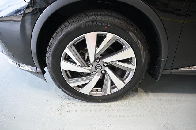 Photo of 2020 Super Black Metallic Nissan Murano