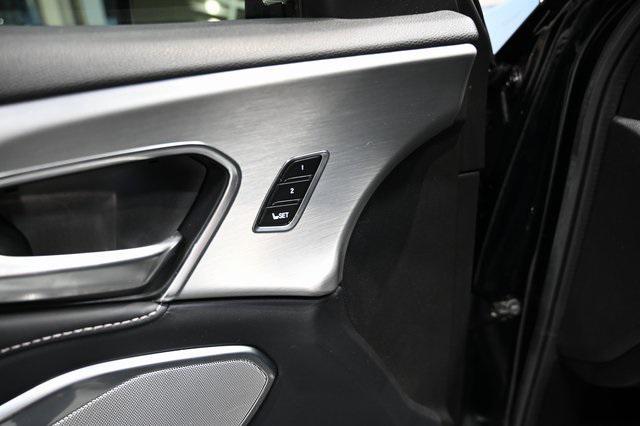 Photo of 2019 Majestic Black Pearl Acura RDX