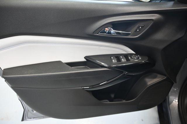 Photo of 2025 Sterling Gray Metallic Chevrolet Trax