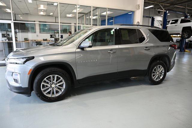 Photo of 2023 Sterling Gray Metallic Chevrolet Traverse
