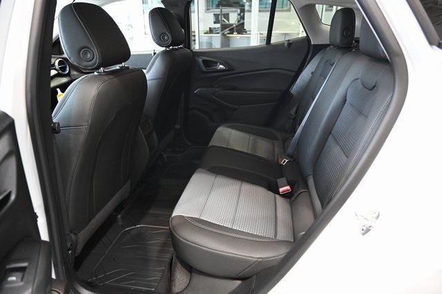 Photo of 2025 Summit White Chevrolet Trax
