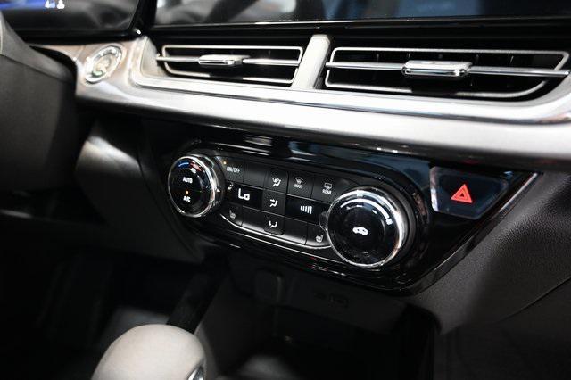 Photo of 2025 Mosaic Black Metallic Chevrolet Trax