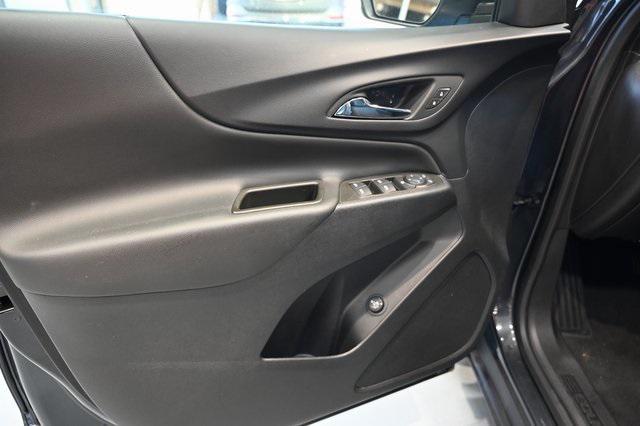 Photo of 2023 Iron Gray Metallic Chevrolet Equinox