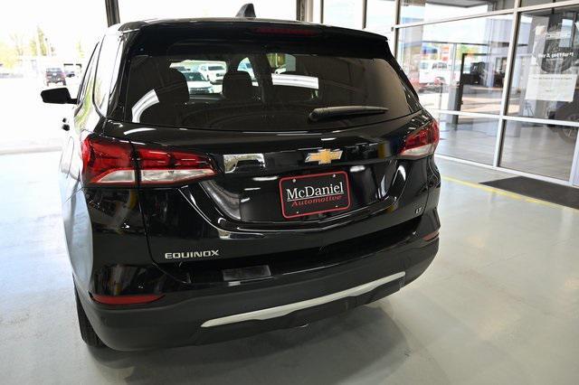 Photo of 2024 Mosaic Black Metallic Chevrolet Equinox