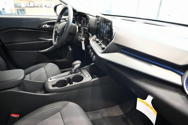 Photo of 2025 Cypress Gray Chevrolet Trax
