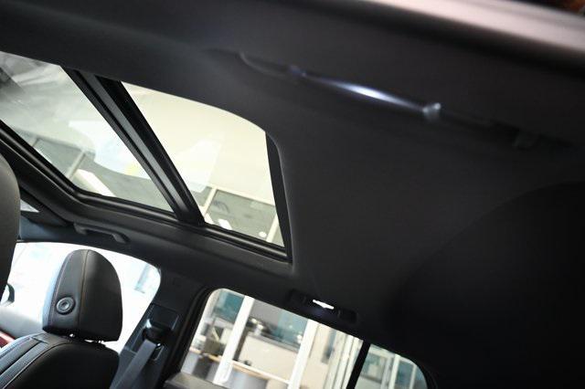 Photo of 2025 Black Chevrolet Equinox EV