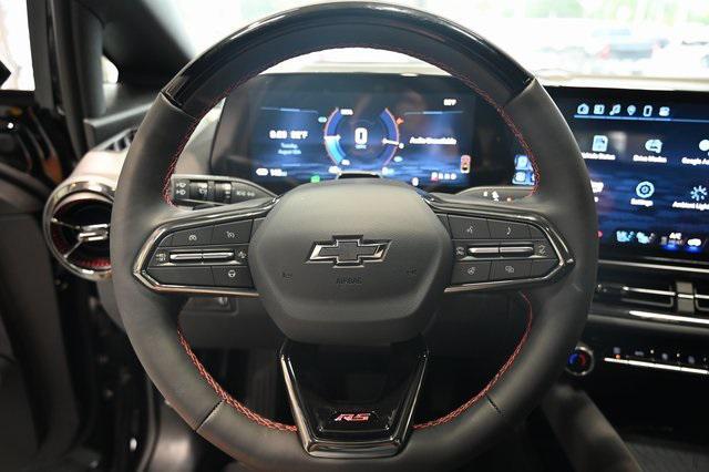 Photo of 2025 Black Chevrolet Equinox EV
