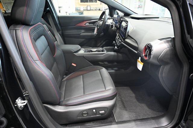 Photo of 2025 Black Chevrolet Equinox EV
