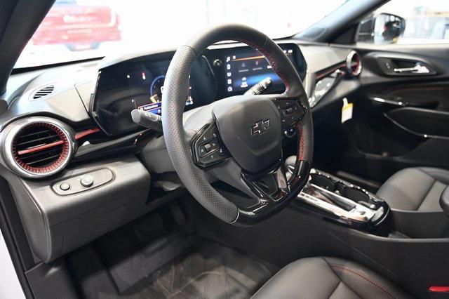 Photo of 2025 Summit White Chevrolet Trax