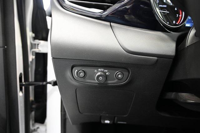 Photo of 2022 White Frost Tricoat Buick Encore GX