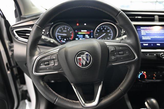 Photo of 2022 White Frost Tricoat Buick Encore GX