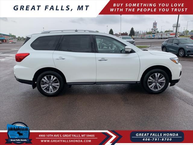 Photo of 2020 Pearl White Tricoat Nissan Pathfinder