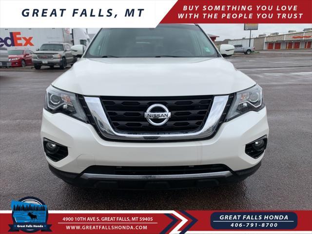 Photo of 2020 Pearl White Tricoat Nissan Pathfinder