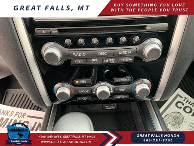 Photo of 2020 Pearl White Tricoat Nissan Pathfinder