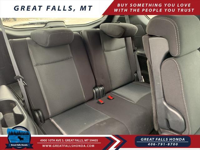 Photo of 2020 Pearl White Tricoat Nissan Pathfinder