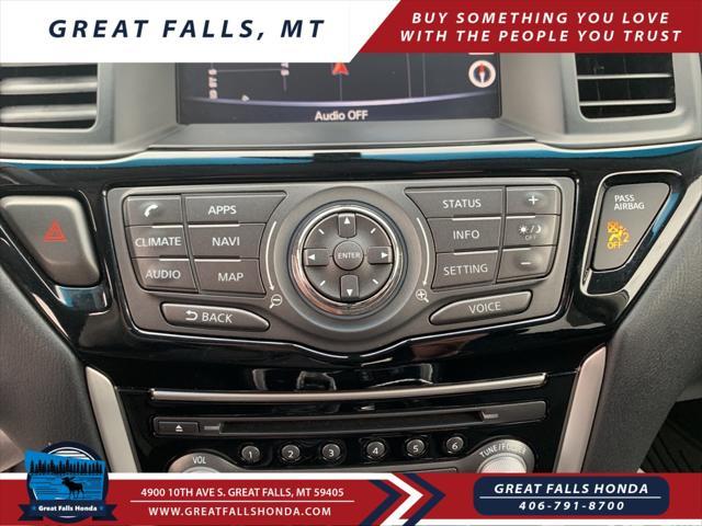 Photo of 2020 Pearl White Tricoat Nissan Pathfinder
