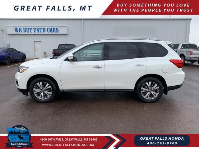 Photo of 2020 Pearl White Tricoat Nissan Pathfinder