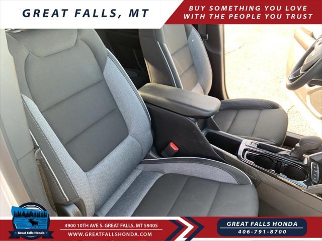 Photo of 2025 Summit White Chevrolet Trailblazer