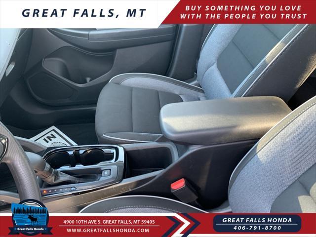 Photo of 2025 Summit White Chevrolet Trailblazer