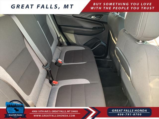 Photo of 2025 Summit White Chevrolet Trailblazer