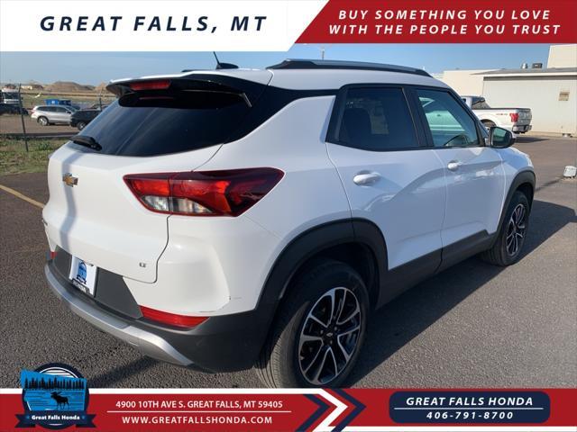 Photo of 2025 Summit White Chevrolet Trailblazer