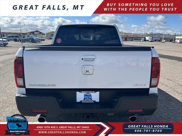 Photo of 2023 White Honda Ridgeline