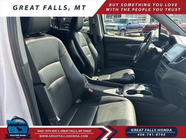 Photo of 2023 White Honda Ridgeline