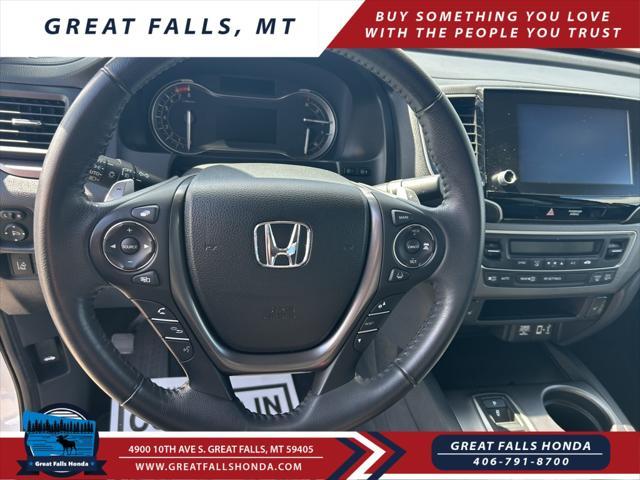 Photo of 2023 White Honda Ridgeline