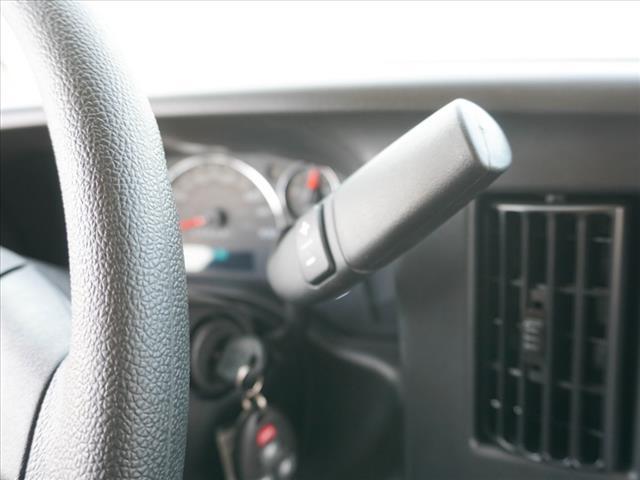 Photo of 2025 Summit White Chevrolet Express 2500