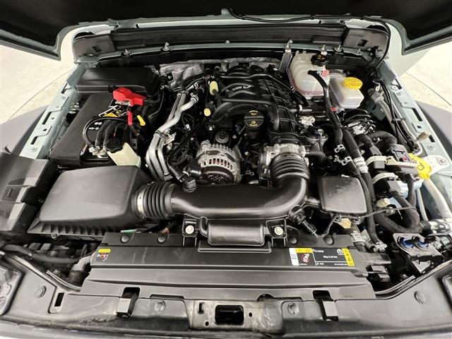 Photo of 2024 Earl Clearcoat Jeep Wrangler