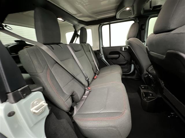 Photo of 2024 Earl Clearcoat Jeep Wrangler