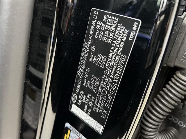 Photo of 2024 Phantom Black Hyundai SANTA FE