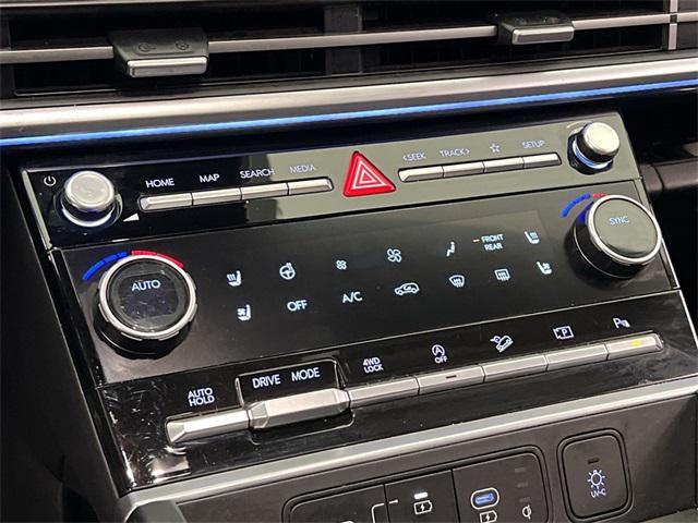 Photo of 2024 Phantom Black Hyundai SANTA FE