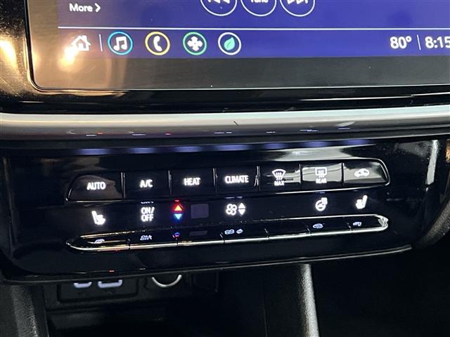 Photo of 2022 Mosaic Black Metallic Chevrolet Bolt EV