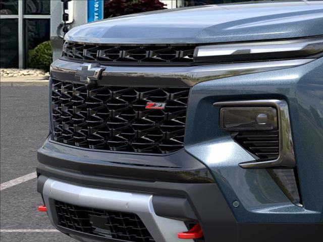 Photo of 2025 Lakeshore Blue Metallic Chevrolet Traverse