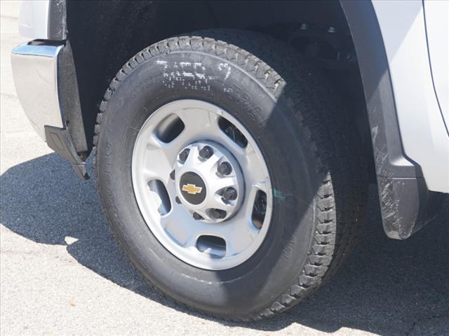 Photo of 2025 Summit White Chevrolet Silverado 2500