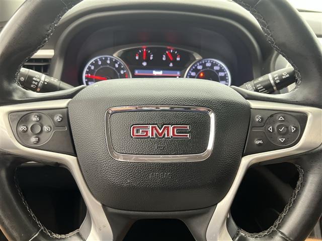 Photo of 2023 Summit White GMC Acadia