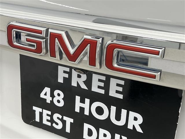 Photo of 2023 Summit White GMC Acadia