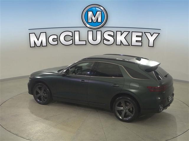 Photo of 2023 Brunswick Green Genesis GV70
