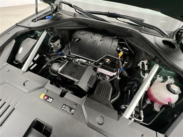 Photo of 2023 Brunswick Green Genesis GV70