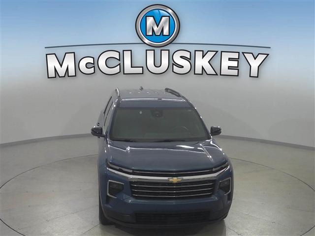 Photo of 2025 Lakeshore Blue Metallic Chevrolet Traverse