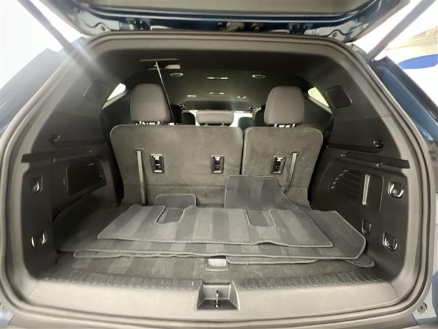 Photo of 2025 Lakeshore Blue Metallic Chevrolet Traverse